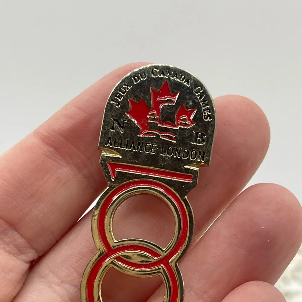2001 Juex De Canada Alliance London‎ pin